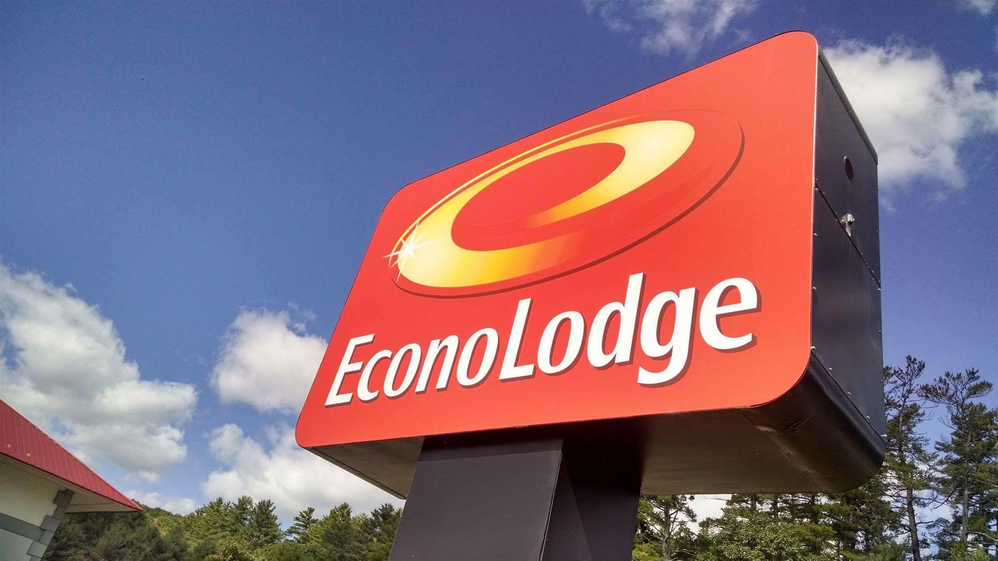 Econo Lodge พลีมัธ ภายนอก รูปภาพ